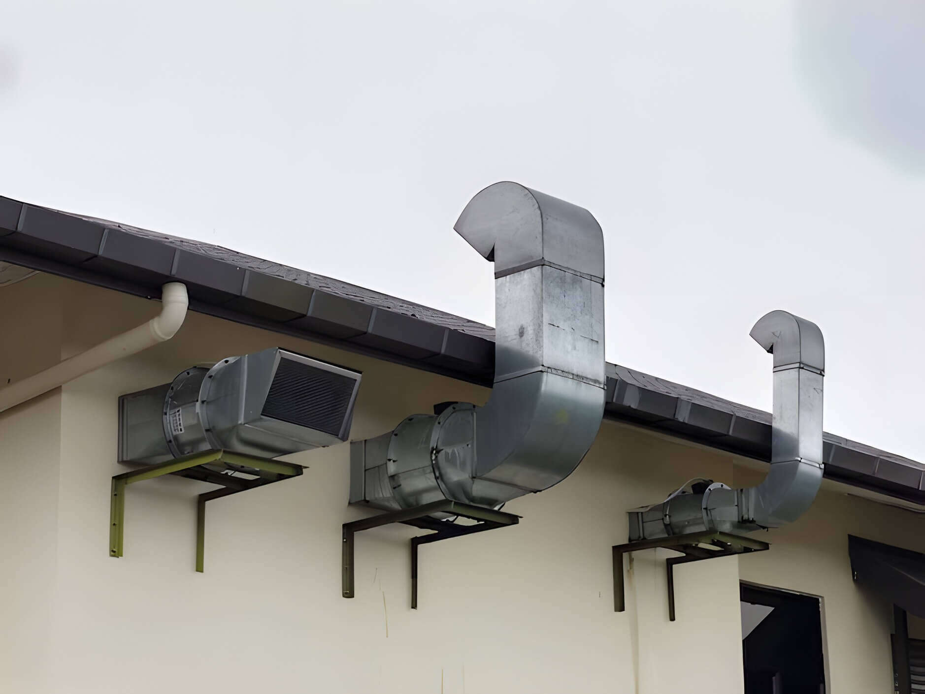 В продаже стальные кронштейны отличного качества!