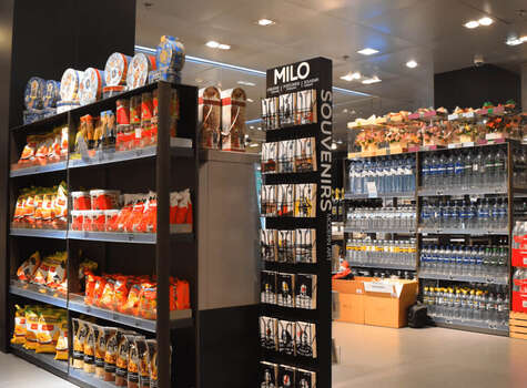 Торговые стеллажи и стойки