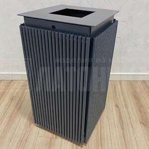 Урна металлическая с откидной дверцей